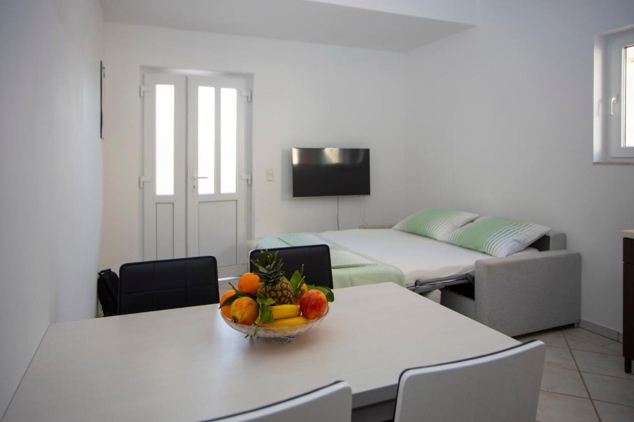 Apartment Domo Макарська Екстер'єр фото