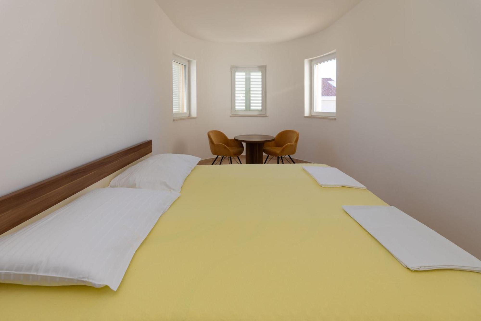 Apartment Domo Макарська Екстер'єр фото